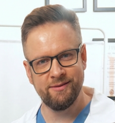 Dr. Martín E. Paredes